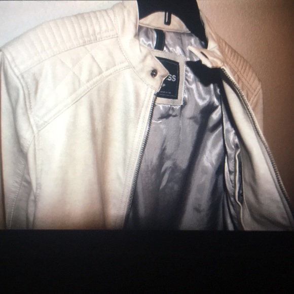 Men’s Express- Dirty White leather Bomber Jacket - Picture 2 of 2